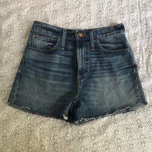 Madewell perfect jean short, size 27